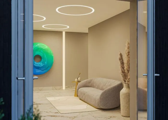 Panoramic Near פלאנגה