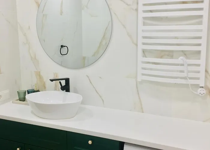 Panoramic Near * פלאנגה